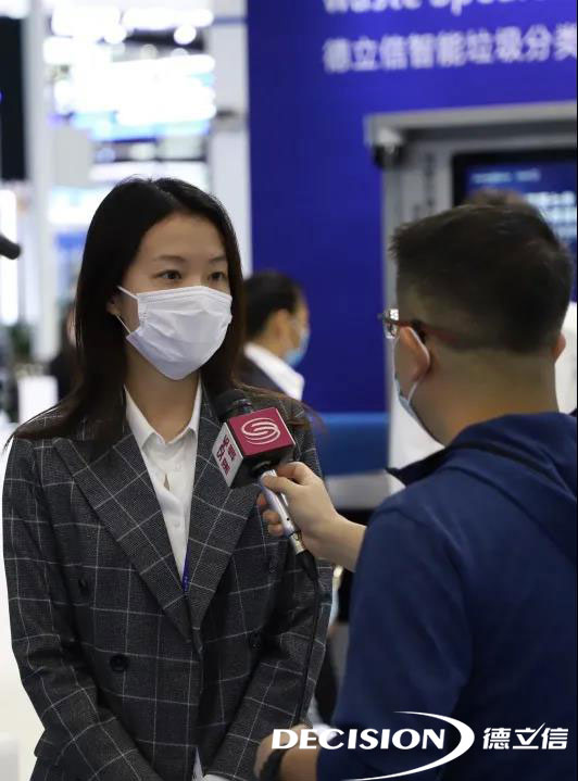深圳卫视来到了bat365在线平台高交会展位对bat365在线平台市场部总监进行系列采访