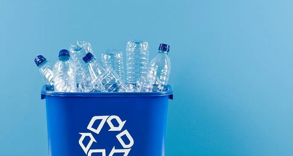 国家接连出手整治的塑料污染，要如何解决？